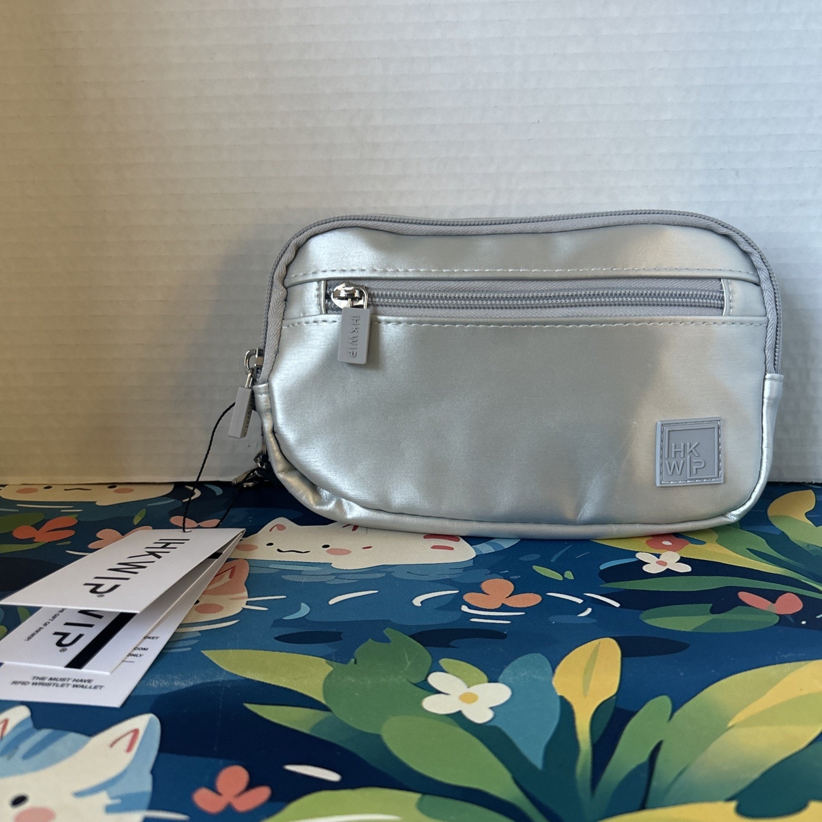 Ihkwip Must Have Rfid Wristlet Wallet In Silver